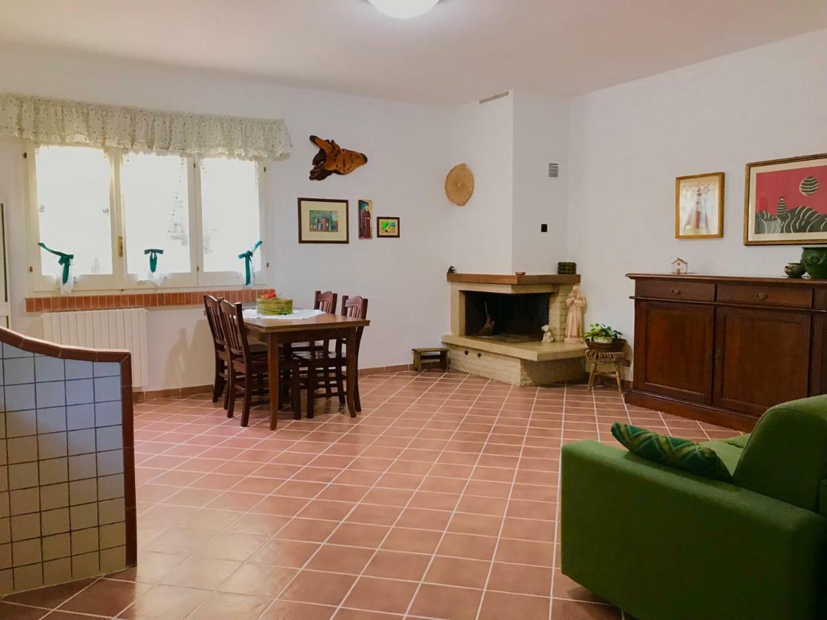פיסטיצ'י Villa Il Carrubo - Basilicata מראה חיצוני תמונה