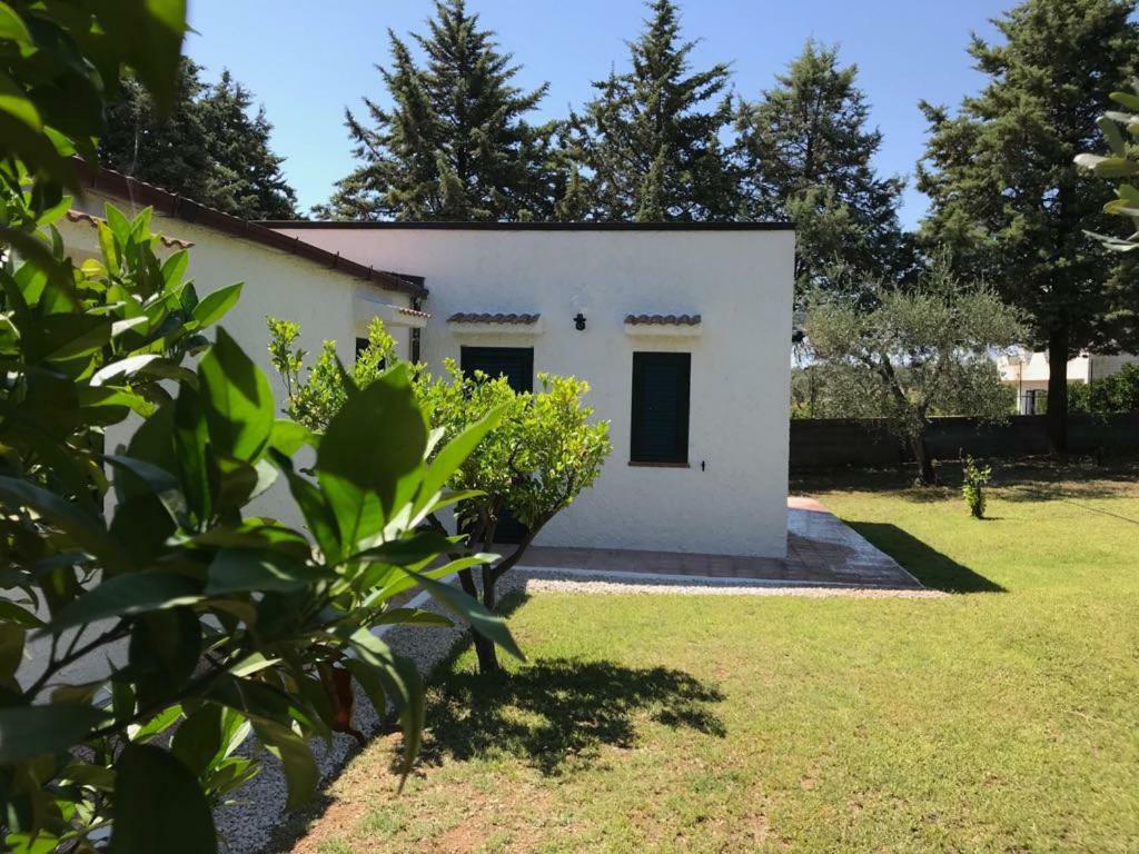 פיסטיצ'י Villa Il Carrubo - Basilicata מראה חיצוני תמונה
